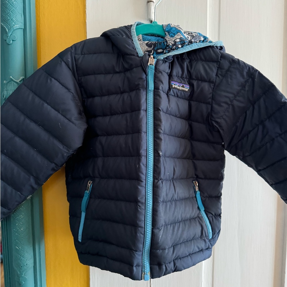 Patagonia reversible down puff ball